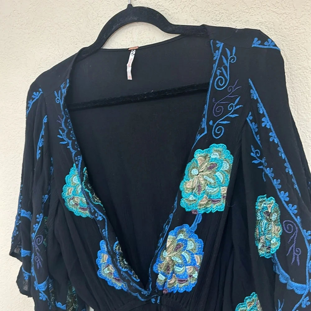 Free People womans boho Cora Embroidered Mini Dress size XS - Picture 6 of 8